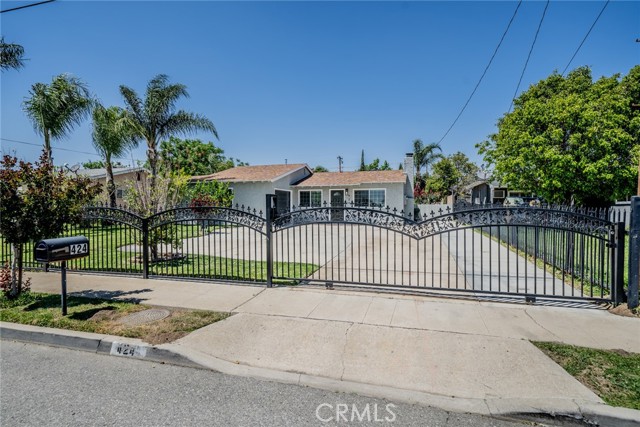 Detail Gallery Image 2 of 31 For 424 E Rialto Ave, Rialto,  CA 92376 - 3 Beds | 2 Baths