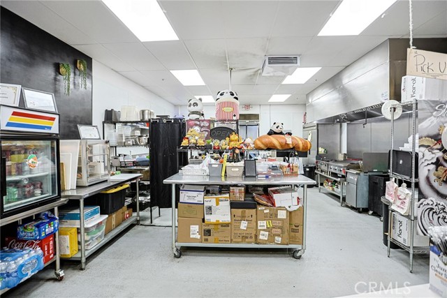 989 S Glendora Avenue, West Covina CA: https://media.crmls.org/medias/8fe9e39d-4b7c-4c73-8e30-7fea10b35e24.jpg