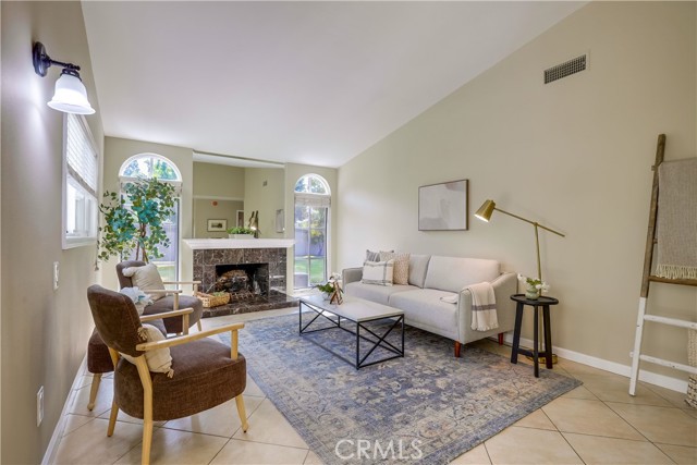 3209 S Center Street, Santa Ana CA: https://media.crmls.org/medias/8fe9f0b5-8a1c-458a-8e77-aa83610e536d.jpg
