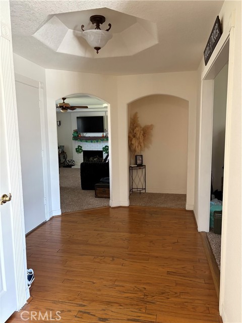 Detail Gallery Image 6 of 8 For 2905 S Castle Harbour, Ontario,  CA 91761 - 4 Beds | 2 Baths