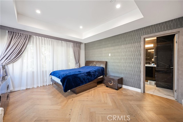 Detail Gallery Image 16 of 53 For 515 La Loma Rd, Glendale,  CA 91206 - 4 Beds | 5 Baths