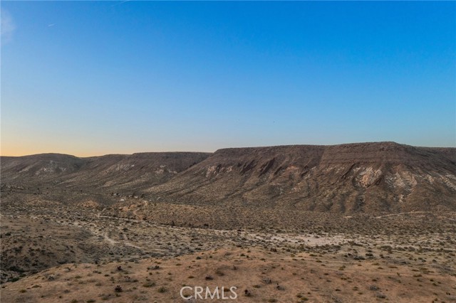 Detail Gallery Image 6 of 35 For 1111 Saratoga, Pioneertown,  CA 92268 - 1 Beds | 1 Baths