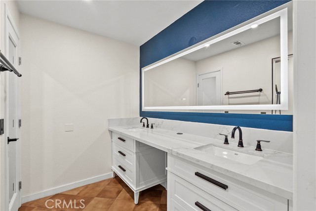 19166 Germain Street, Porter Ranch CA: https://media.crmls.org/medias/8feb61cf-ca48-46a5-b5bf-ee9f6f37a0bb.jpg