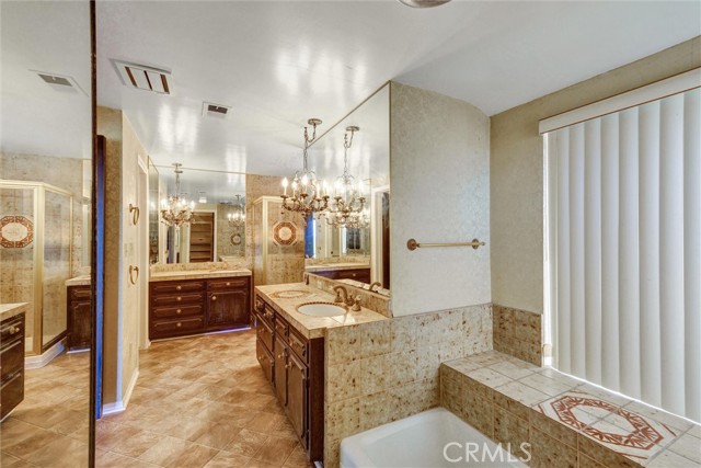 14820 Las Tunas Drive, Hacienda Heights CA: https://media.crmls.org/medias/8fec1a39-f53a-494f-be1c-3dceb14a4470.jpg
