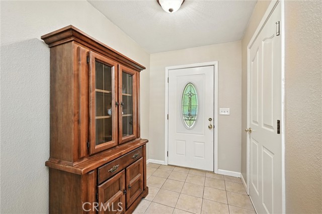 Detail Gallery Image 8 of 22 For 18642 Spyglass Rd, Hidden Valley Lake,  CA 95467 - 3 Beds | 2 Baths