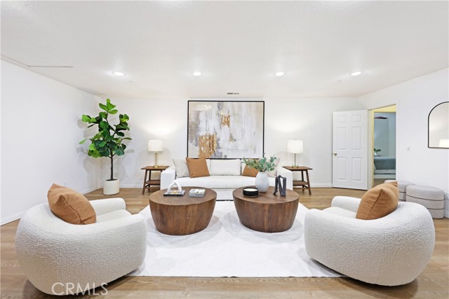 Detail Gallery Image 21 of 45 For 7333 via Rio Nido, Downey,  CA 90241 - 3 Beds | 3 Baths