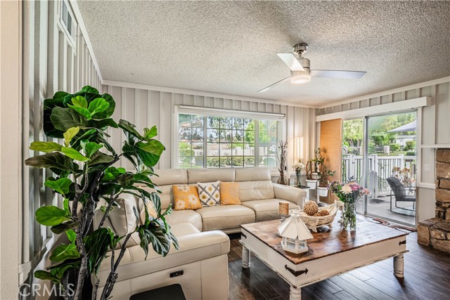Detail Gallery Image 10 of 23 For 28366 Princessa Ct, Murrieta,  CA 92563 - 2 Beds | 2 Baths