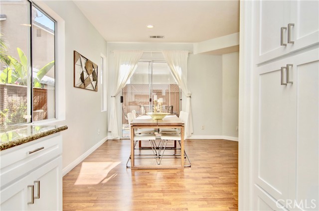 15 Sydney Court, Aliso Viejo CA: https://media.crmls.org/medias/8fedf772-cf9e-4572-8739-281ba0e5df8e.jpg