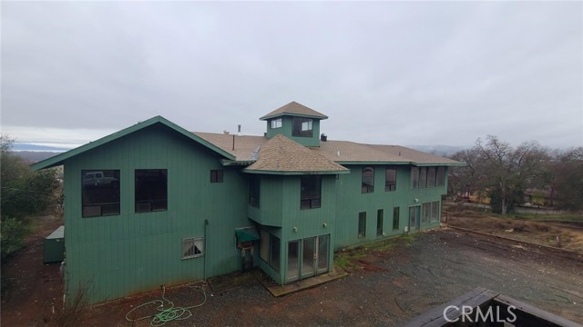 9176 Upper Lake Lucerne Road, Upper Lake CA: https://media.crmls.org/medias/8fee8316-397e-4dc4-8ecd-fe7824bf25d7.jpg