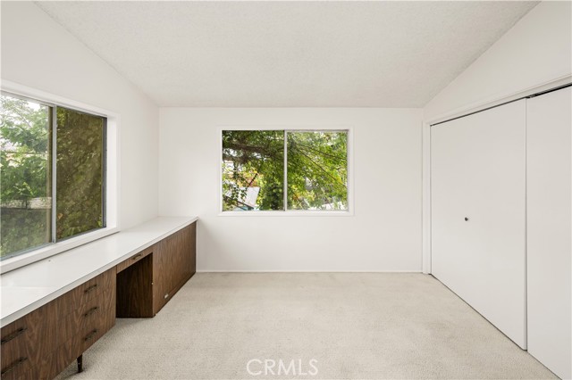 Image 21 of 27 For 390 Peralta Avenue