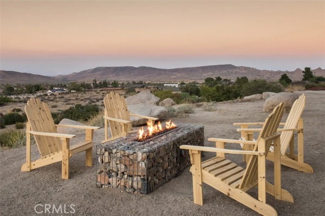 Detail Gallery Image 30 of 39 For 5637 Minna Gombell Ln, Pioneertown,  CA 92268 - 2 Beds | 2 Baths