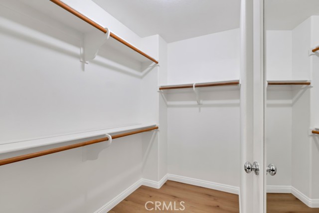 20212 Pienza Lane, Porter Ranch CA: https://media.crmls.org/medias/8fef43f2-8469-4dce-b9f2-13226ed51bd2.jpg