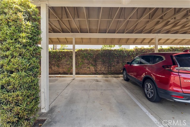 7291 Coho Dr, Huntington Beach CA: https://media.crmls.org/medias/8fef5d24-5432-4820-b78d-3d7403d47b65.jpg