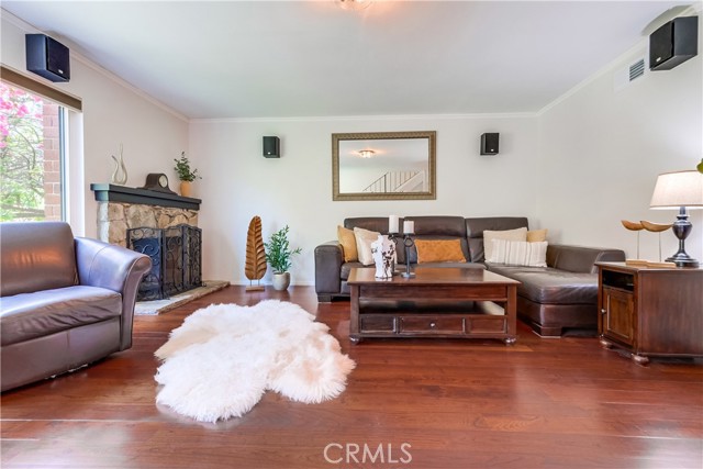 Living room with gas burning fireplace