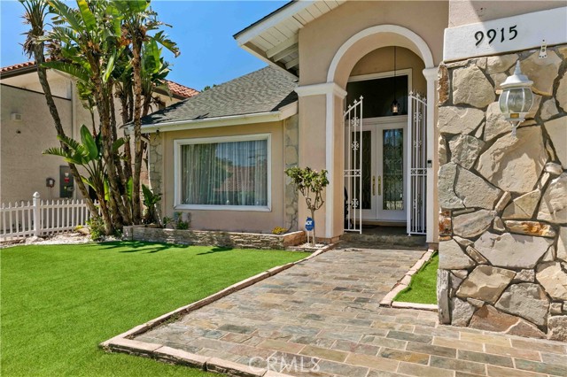 Detail Gallery Image 12 of 72 For 9915 Nevada Ave, Chatsworth,  CA 91311 - 5 Beds | 4 Baths