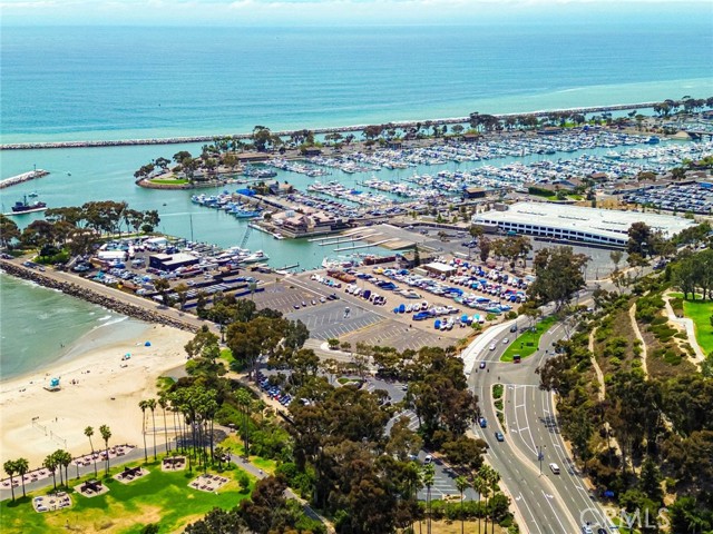 34155 Calle La Primavera, Dana Point CA: https://media.crmls.org/medias/8ff0170c-4566-4a76-b2d9-3b73a14aca81.jpg