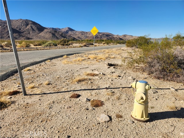 Detail Gallery Image 2 of 11 For 4 Lot Juniper Ave, Twentynine Palms,  CA 92277 - – Beds | – Baths