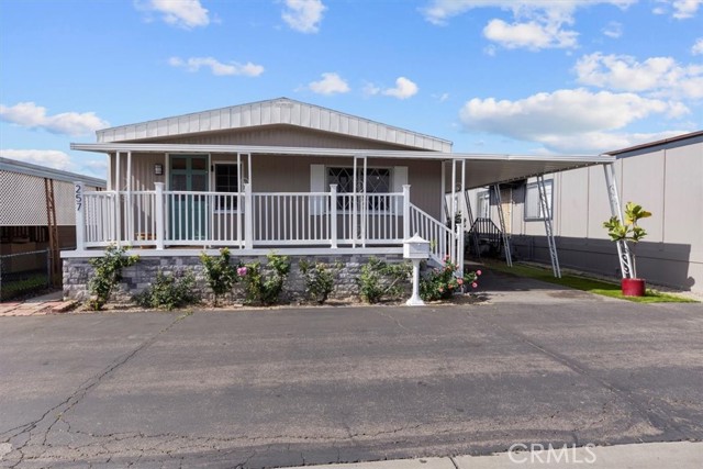 Detail Gallery Image 3 of 31 For 9080 9080 Bloomfield Ave #257,  Cypress,  CA 90630 - 3 Beds | 2 Baths