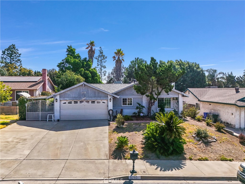 6765 Jadeite Avenue