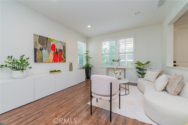 Detail Gallery Image 12 of 37 For 59 Fairymoss, Irvine,  CA 92620 - 3 Beds | 3/1 Baths