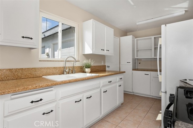3746 Balboa Drive, Oceanside CA: https://media.crmls.org/medias/8ff08fd2-b448-4cb1-932f-cedb4b392886.jpg