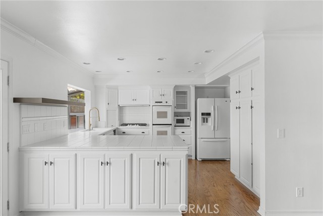 4565 Lamplighter Lane, Santa Maria CA: https://media.crmls.org/medias/8ff0a09e-ad47-4f2f-898a-a2d893e81451.jpg
