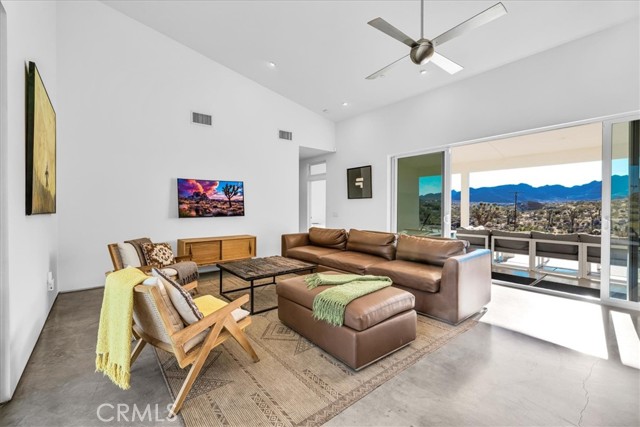 Detail Gallery Image 3 of 66 For 8825 Lilley Rd, Joshua Tree,  CA 92252 - 3 Beds | 2 Baths