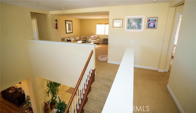 Detail Gallery Image 19 of 20 For 27462 English Ivy Ln, Canyon Country,  CA 91387 - 5 Beds | 3 Baths