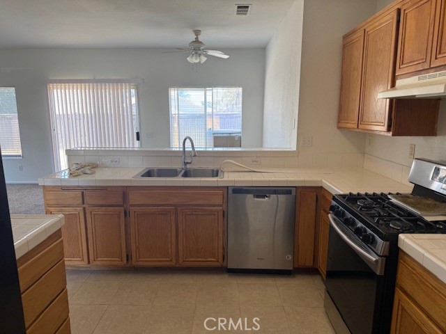 2027 Warwick Street, San Jacinto CA: https://media.crmls.org/medias/8ff198e5-4166-432a-ba8c-02aedf5f530c.jpg
