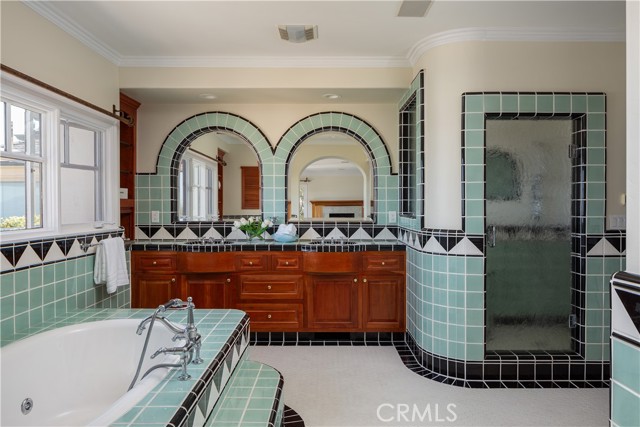 24352 Santa Clara Ave, Dana Point CA: https://media.crmls.org/medias/8ff1a1d3-6fa2-4741-9cad-cd67da131907.jpg