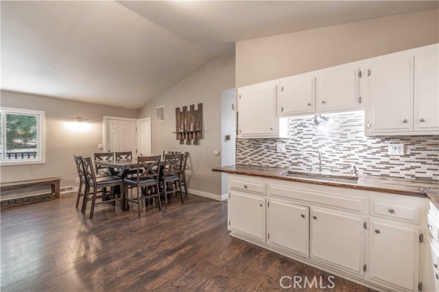 Detail Gallery Image 20 of 43 For 276 Stanford Way, Big Bear City,  CA 92314 - 4 Beds | 2 Baths