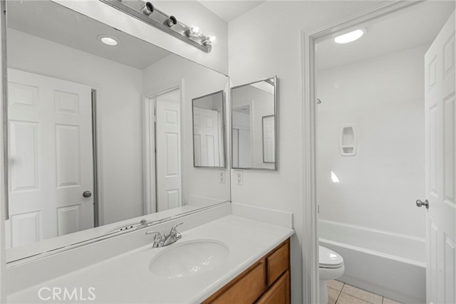 Detail Gallery Image 26 of 36 For 19316 Sidani Ln, Saugus,  CA 91350 - 3 Beds | 3 Baths