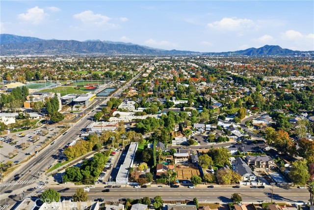 Detail Gallery Image 72 of 75 For 5526 Fulton, Sherman Oaks,  CA 91401 - 3 Beds | 3 Baths
