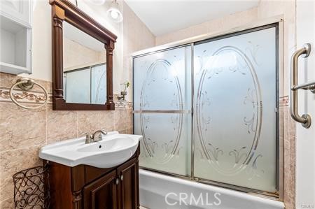 Detail Gallery Image 34 of 41 For 552 S Yorba St, Orange,  CA 92869 - 3 Beds | 2 Baths