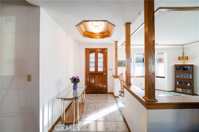 Detail Gallery Image 4 of 35 For 14032 Tioga St, Oak Hills,  CA 92344 - 4 Beds | 3 Baths