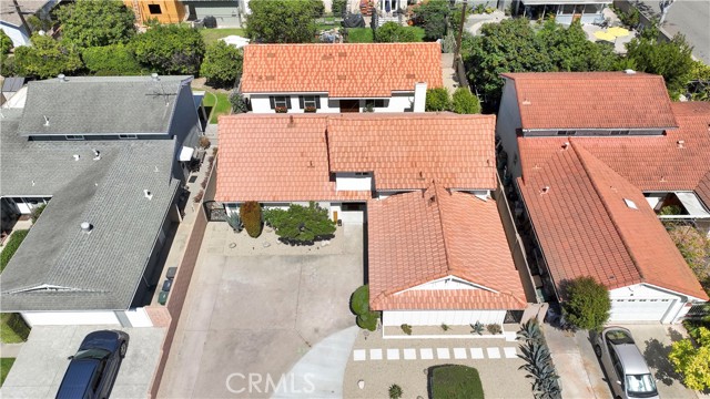 17698 Locust Street, Fountain Valley CA: https://media.crmls.org/medias/8ff5e8ff-91c7-4a20-86b6-ba7be1100193.jpg