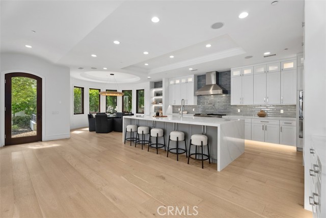 2 Gallery Place, Newport Coast CA: https://media.crmls.org/medias/8ff7b018-38ce-4160-b158-7402e876bbaa.jpg