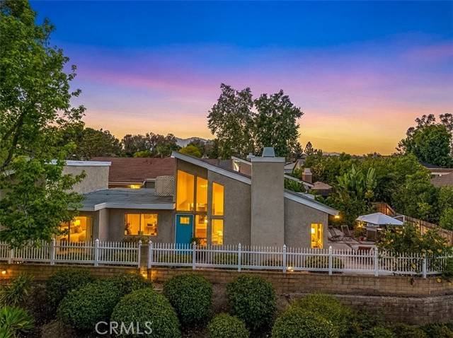 Front Image Thumbnail for CROC26064780