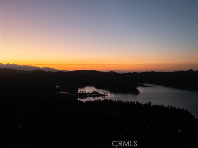 Detail Gallery Image 28 of 28 For 467 Cimarron Ln, Lake Arrowhead,  CA 92352 - 4 Beds | 2 Baths