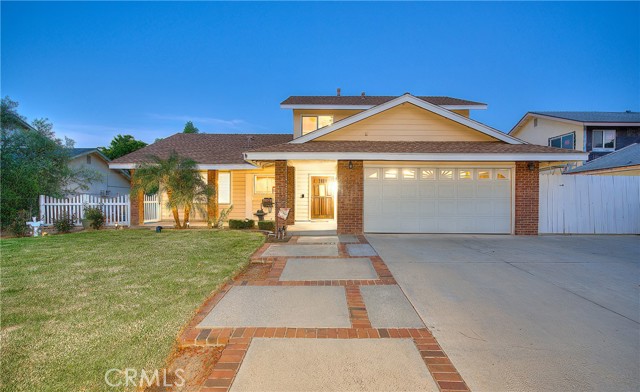 Detail Gallery Image 1 of 24 For 14971 Rolling Ridge Dr, Chino Hills,  CA 91709 - 4 Beds | 2 Baths