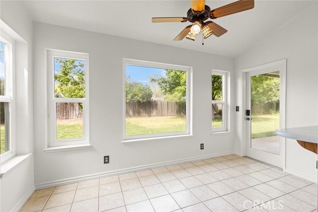 Detail Gallery Image 10 of 47 For 3038 Top Hand Ct, Chico,  CA 95973 - 4 Beds | 3 Baths