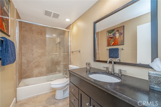 Detail Gallery Image 28 of 44 For 7138 Marina Pacifica Dr, Long Beach,  CA 90803 - 1 Beds | 1 Baths