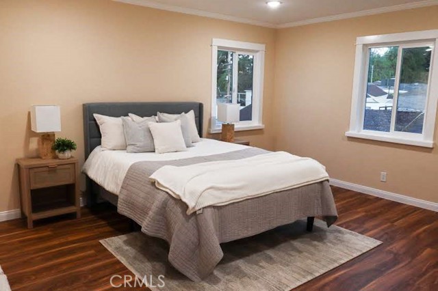 Detail Gallery Image 39 of 55 For 1305 W Riverside, Burbank,  CA 91506 - 4 Beds | 2 Baths