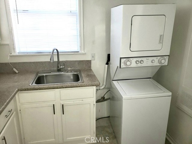 6844 Camrose, Los Angeles, CA, 90068 6844 Camrose, Los Angeles, CA, 90068
