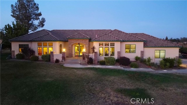 18 Tuscan Drive, Paradise CA: https://media.crmls.org/medias/8ffa694d-faf3-4393-bfe6-cfa7e7fd9fad.jpg