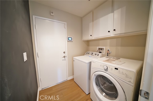 28321 Evergreen Lane, Saugus CA: https://media.crmls.org/medias/8ffa8d6c-4c98-4f75-bb75-0cdb5211c391.jpg