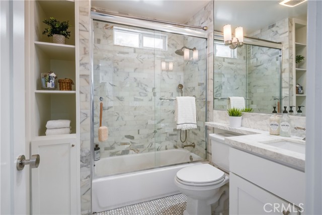 Gorgeous down to the studs Bathroom