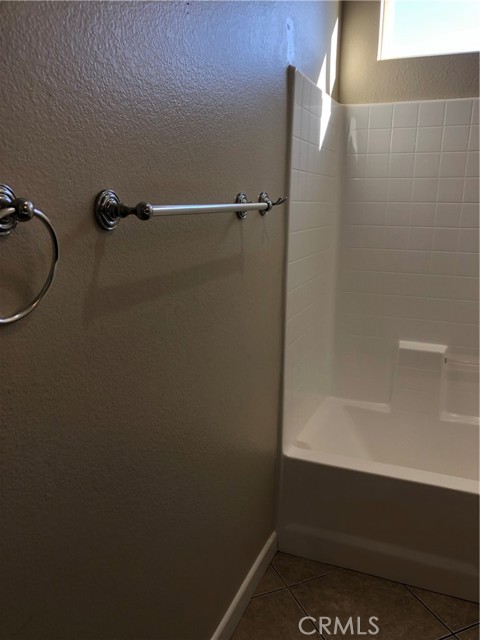 Detail Gallery Image 42 of 63 For 12941 Rising Moon Way, Victorville,  CA 92392 - 4 Beds | 2 Baths