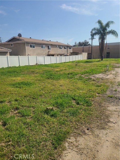 Detail Gallery Image 5 of 10 For 572 West, Upland,  CA 91786 - – Beds | – Baths