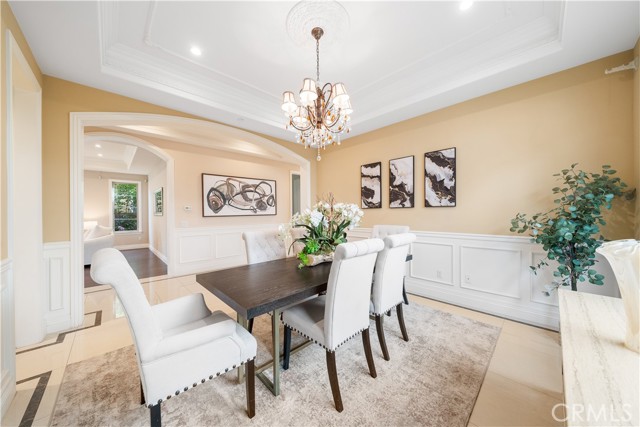 Detail Gallery Image 13 of 38 For 6138 Avon Ave, Temple City,  CA 91775 - 5 Beds | 6 Baths